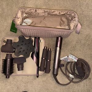 Shark Blowdryer with Shark tools and pink organizer bag
